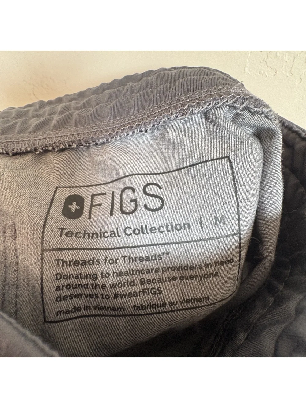 FIGS Technical Collection Zamora Jogger Scrub Pants Heather Gray Size M